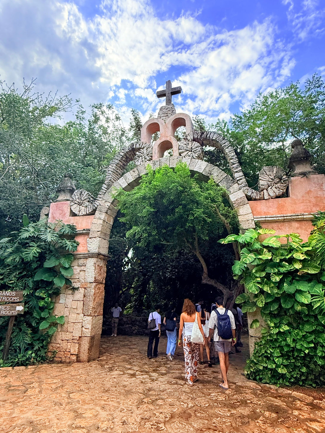 At the Threshold of Hacienda Mucuyché